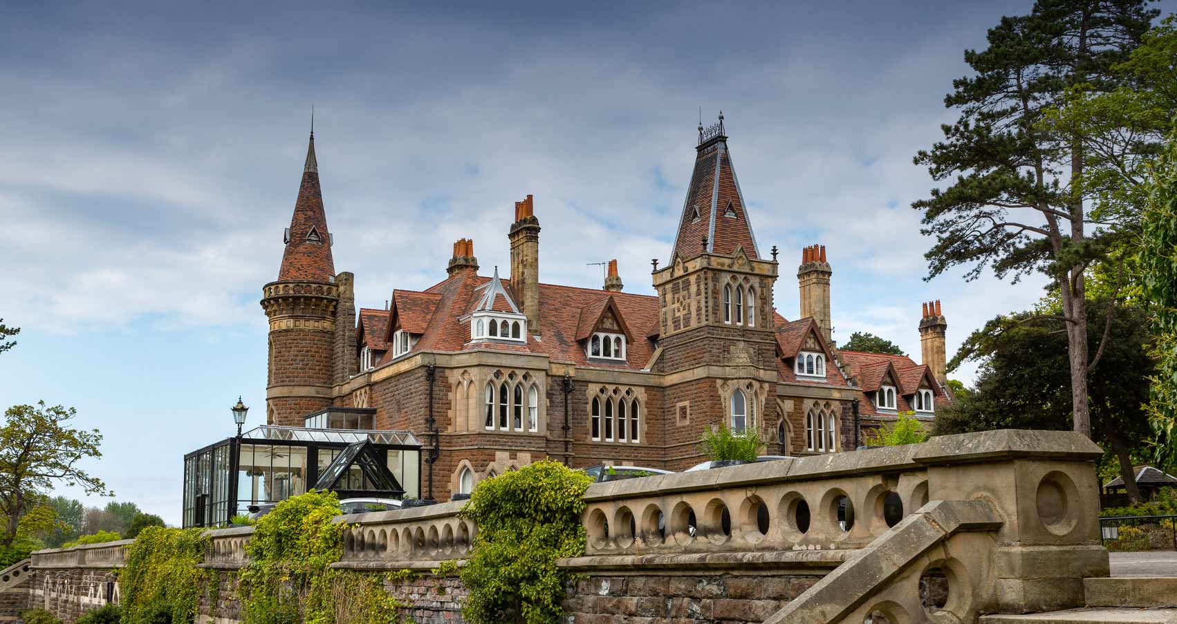Rushpool Hall, from the outside.